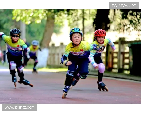 重庆滑板队与武汉滑板队赛后复盘团队协作的精彩瞬间与经验分享 重庆滑板队与武汉滑板队赛后复盘团队协作的精彩瞬间与经验分享