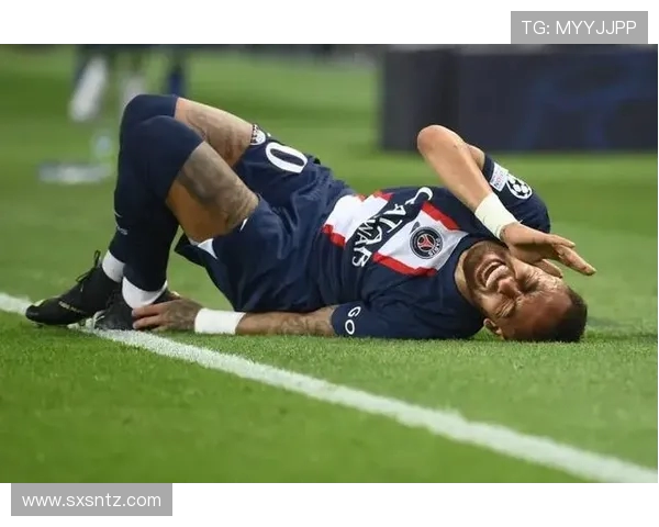 内马尔本赛季第五次受伤巴黎欧冠之路再添变数