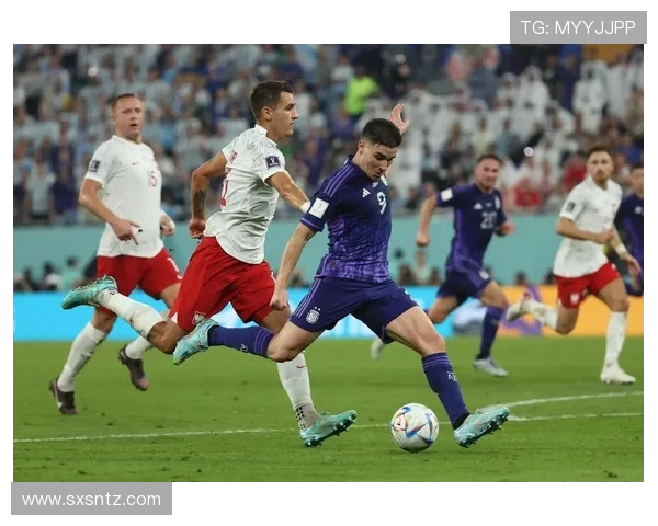 卡塔尔与澳大利亚足球对决精彩回顾与分析